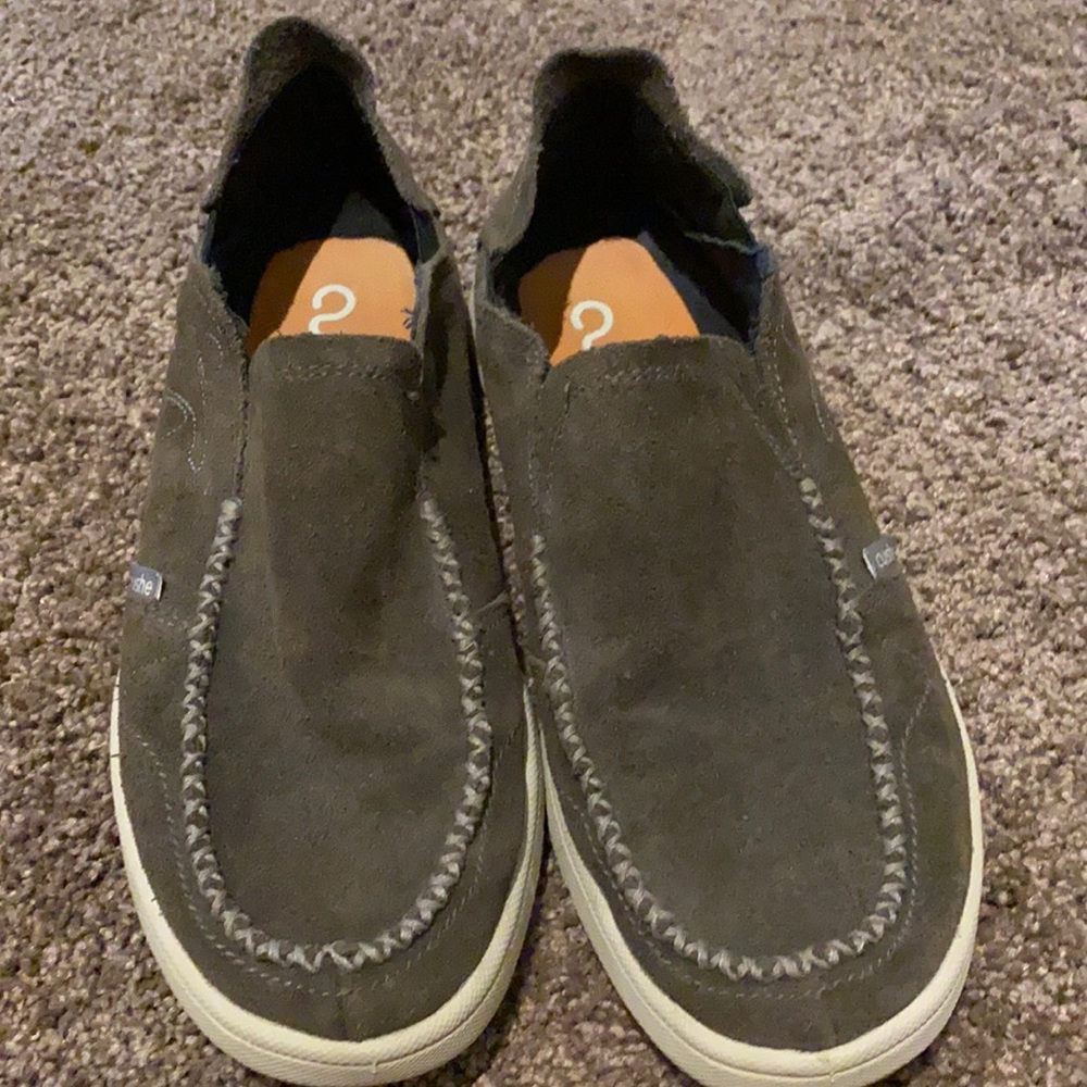 Cushe shoe; Size US 8